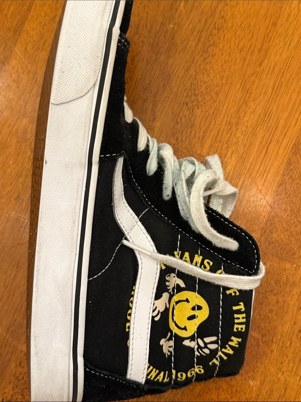 Vans Black High-Top men Sneakers with Smiley Graphics size 11.5